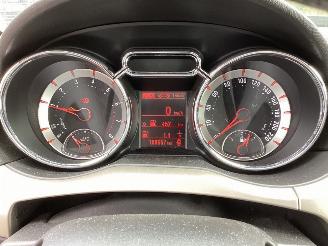 Opel Adam 1.4 Glam picture 10