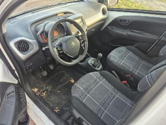 Peugeot 108 1.0 E-VTI ACTIVE picture 7