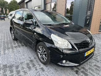 Toyota Verso 1.8 VVT-i Business Titanium  rijdbare zijschade picture 3