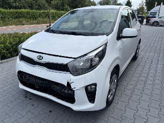 Schadeauto Kia Picanto  2019/4