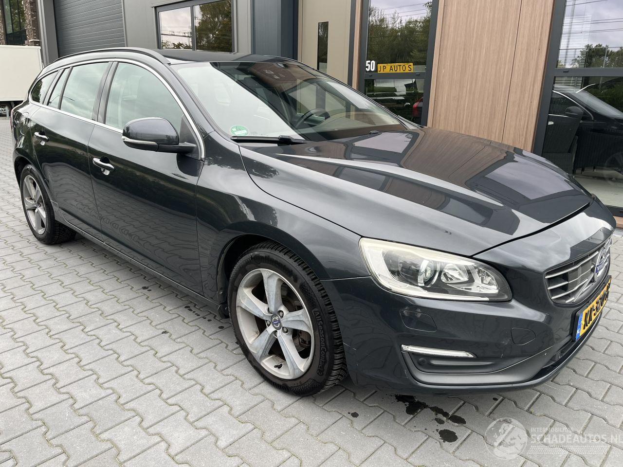 Volvo V-60 T3  Automaat  Navi Camera PDC