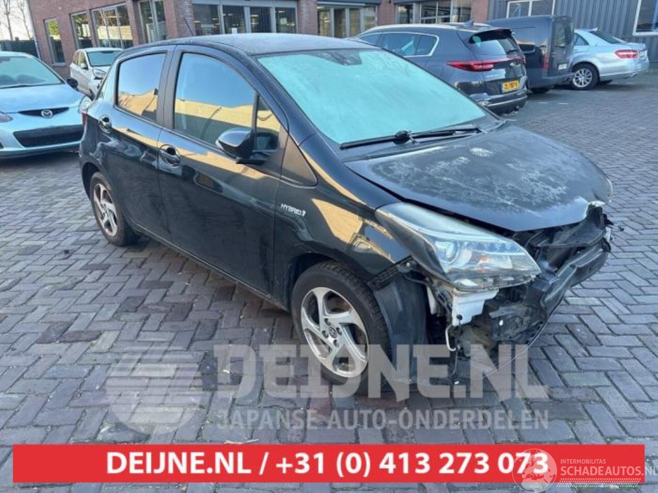 Toyota Yaris Yaris III (P13), Hatchback, 2010 / 2020 1.5 16V Hybrid