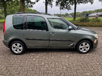 Skoda Roomster 1.4 16v Style picture 5