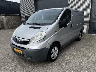 Avarii autoturisme Opel Vivaro 2.0 CDTI L1 H1 AIRCO / CRUISE / NAVI / TREKHAAK 2011/3