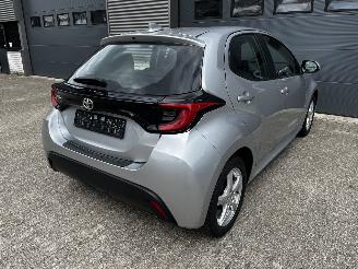Toyota Yaris VVT-I AIRCO / CRUISE / NAVI / CAMERA / STOELVERW picture 21
