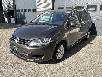 Schadeauto Volkswagen Sharan 1.4 TSI AUTOMAAT / CLIMA / CRUISE / NAVI / 7 PERS 2019/12