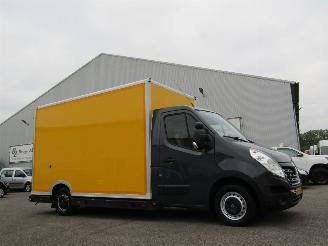 krockskadad bil bedrijf Renault Master 35 2.3 dCi  Autom. Airco 2018/8
