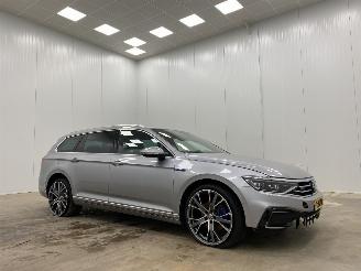 krockskadad bil auto Volkswagen Passat Variant 1.4 TSI PHEV GTE Panoramadak Navi Clima 2023/6