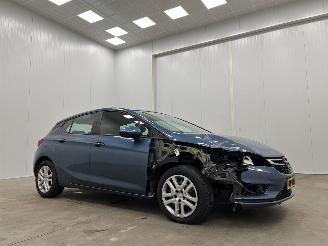 krockskadad bil auto Opel Astra 1.0 Autom. Edition 5-drs Airco 2017/3