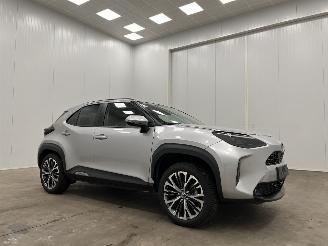 krockskadad bil auto Toyota Yaris Cross 1.5 Hybrid Panoramadak Navi Clima 2023/9