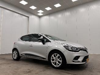 Unfallwagen Renault Clio 0.9 TCe Limited Navi Airco 2019/7