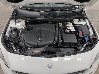 Mercedes Cla-klasse Shooting Brake 220d Autom. AMG Panoramadak Navi Clima picture 15