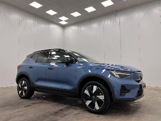 Coche accidentado Volvo XC40 Single Motor Extended Range Plus 82 kWh 2024/2