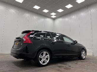 Volvo V-60 2.4 D6 AWD Plug-In Hybrid Summum Navi Clima picture 2