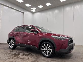 krockskadad bil auto Toyota Corolla Cross 2.0 Hybrid Panoramadak Navi Clima 2024/1