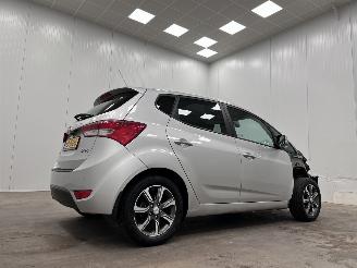 Hyundai Ix20 1.6i Autom.Panoramadak  Navi Clima picture 2