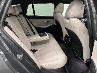 BMW 3-serie Touring 330e eDrive Edition Panoramadak picture 11