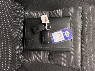 Toyota Auris 1.8 Hybrid Aspiration Clima picture 13