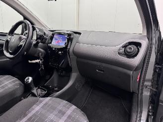 Peugeot 108 1.0 e-VTi Allure 5-drs Clima picture 9