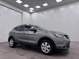 skadebil auto Nissan Qashqai 1.2 Edition Panoramadak Navi Clima 2014/11