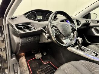Peugeot 308 SW 1.2 Autom. Allure Navi Clima picture 8