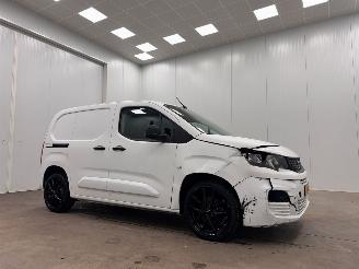 krockskadad bil bedrijf Peugeot Partner 1.5 BlueHDI Premium Airco 2020/12