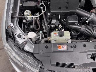 Mitsubishi Outlander 2.0 PHEV 4WD Edition X-Line Navi Clima picture 18