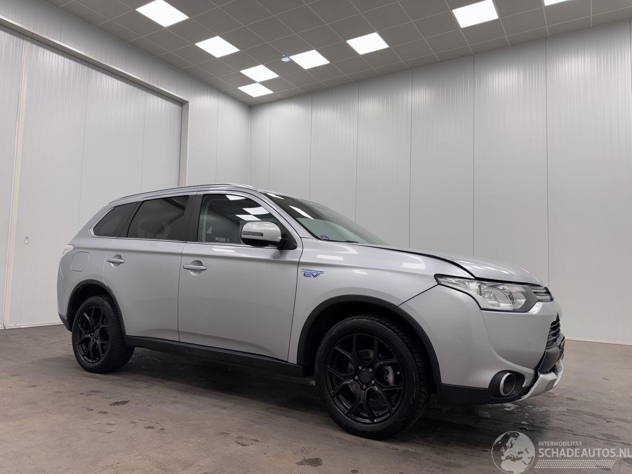 Mitsubishi Outlander 2.0 PHEV 4WD Edition X-Line Navi Clima