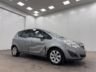 Unfallwagen Opel Meriva 1.4i Cosmo Clima 2013/3