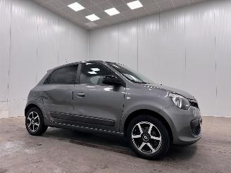 Vaurioauto  passenger cars Renault Twingo 1.0 SCe Limited Airco 2018/4