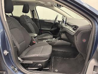 Ford Focus Wagon 1.5 EcoBlue Autom. ST-Line Panoramadak Navi Clima picture 10