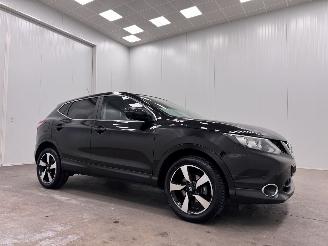 uszkodzony samochody osobowe Nissan Qashqai 1.2 N-Connecta Navi Clima 2017/4