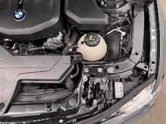 BMW 3-serie Touring 318i Autom. M-Sport Panoramadak Navi Clima picture 18