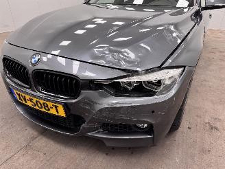BMW 3-serie Touring 318i Autom. M-Sport Panoramadak Navi Clima picture 19