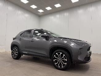 damaged passenger cars Toyota Yaris Cross Yaris Cross 1.5 Hybrid Navi Clima 2025/10