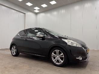uszkodzony samochody osobowe Peugeot 208 1.4 VTi Allure Panoramadak Clima 2012/6