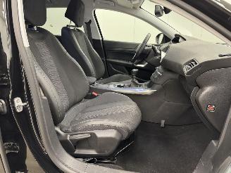 Peugeot 308 SW 1.2 PureTech Allure Navi Clima picture 9