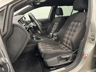 Volkswagen Golf 2.0 TSI GTI Performance Panoramadak Navi Clima picture 9