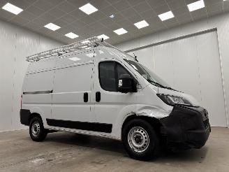 skadebil bedrijf Peugeot Boxer 35 2.2 HDI Autom.L2H2 Navi Clima 2025/9