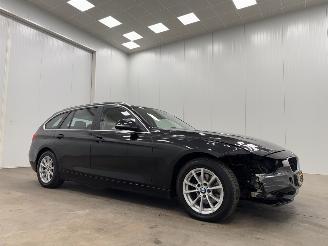 Auto incidentate BMW 3-serie Touring 318d Autom. Navi Clima 2014/10