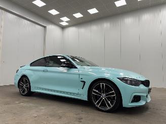 Unfallwagen BMW 4-serie Coupe 420i Autom. High Exe Navi Clima 2017/12