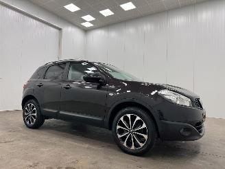 škoda osobní automobily Nissan Qashqai 1.6i Connect Edition Panoramadak Navi Clima 2012/3