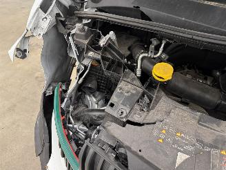 Renault Master 35 2.0 dCi 125kw DC L3H2 Clima picture 17