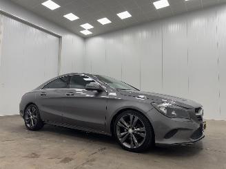 damaged passenger cars Mercedes Cla-klasse 180 Autom. Edition Navi Clima 2016/7