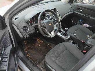 Chevrolet Cruze Cruze (305) Hatchback 1.6 16V VVT (LDE) [91kW] picture 7