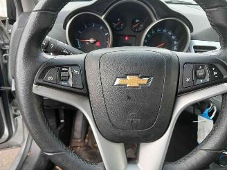 Chevrolet Cruze Cruze (305) Hatchback 1.6 16V VVT (LDE) [91kW] picture 8