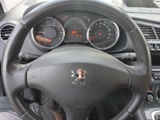 Peugeot 3008 3008 I (0U/HU) MPV 1.6 VTI 16V (EP6C(5FS)) [88kW] picture 7