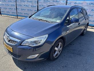 Avarii autoturisme Opel Astra Sports Tourer 1.3 CDTi S/S Edition koppeling defect 2011/6
