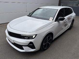 Opel Astra Sports Tourer Level 4 Plug-in-Hybrid picture 1
