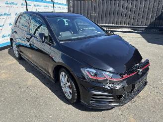 Volkswagen Golf GTI Performance (180kW) DSG picture 2